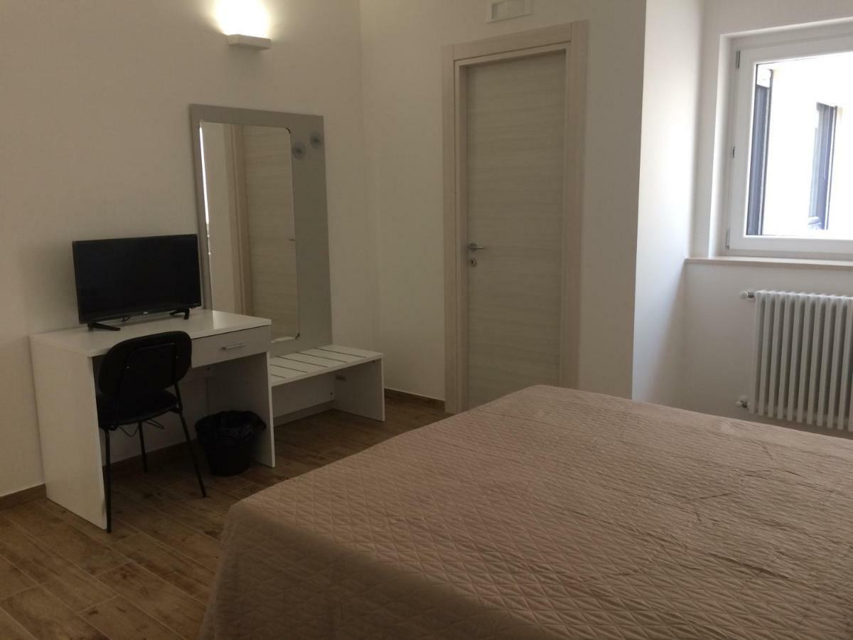 מטרה Residence Al Pino מראה חיצוני תמונה